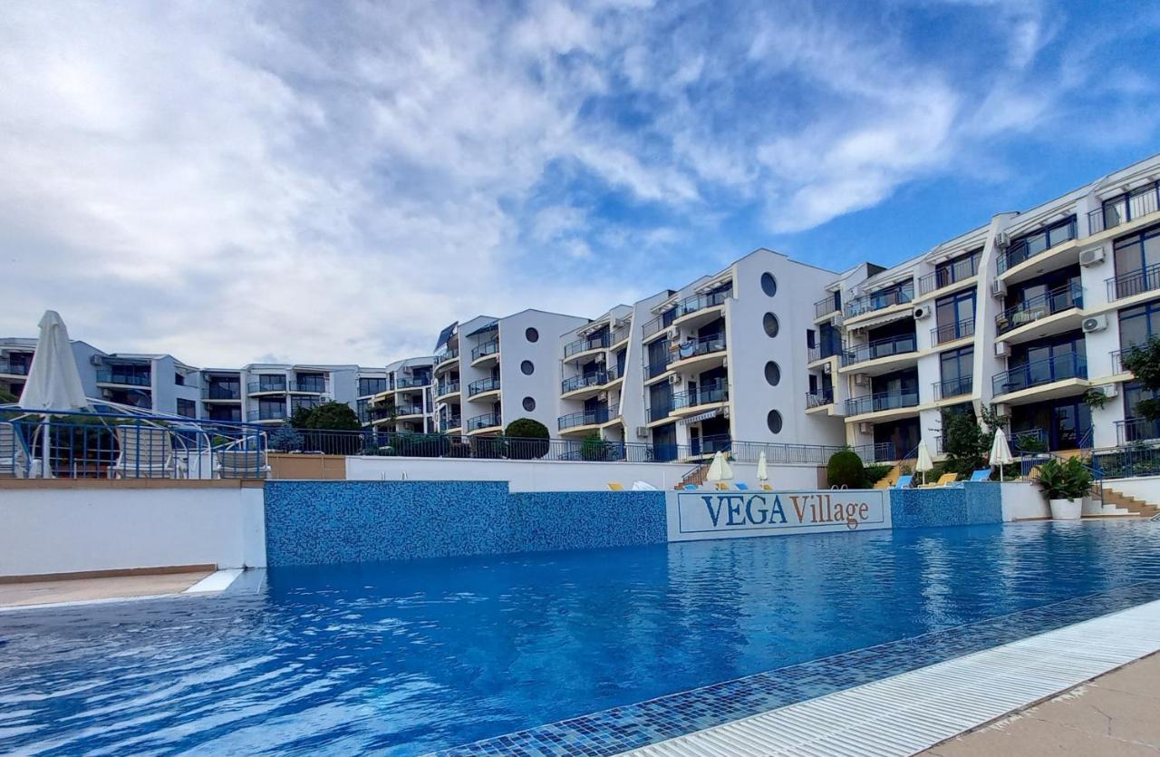 Vega Village Ap A8 Sveti Vlas Exterior foto